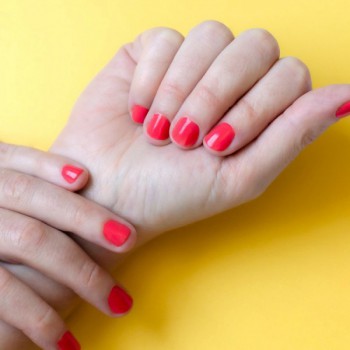 Camaleon Laca de uñas N 10 Coral