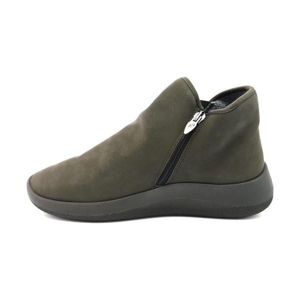 A´rcopedico botin Louise (Estocolmo)