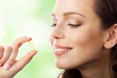 CAIDA DEL CABELLO Y UÑAS FRÁGILES, COMPLEMENTOS ALIMENTICIOS
