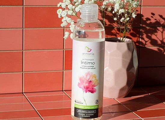 Gel para la zona íntima de la mujer