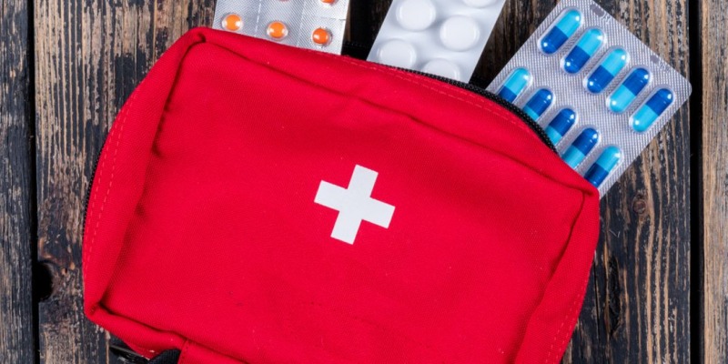 Qué llevar en un botiquín digestivo de viaje para evitar molestias digestivas